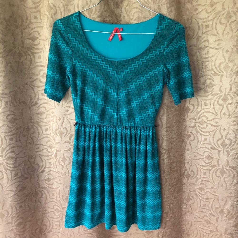 Green Chevron Dress 💚